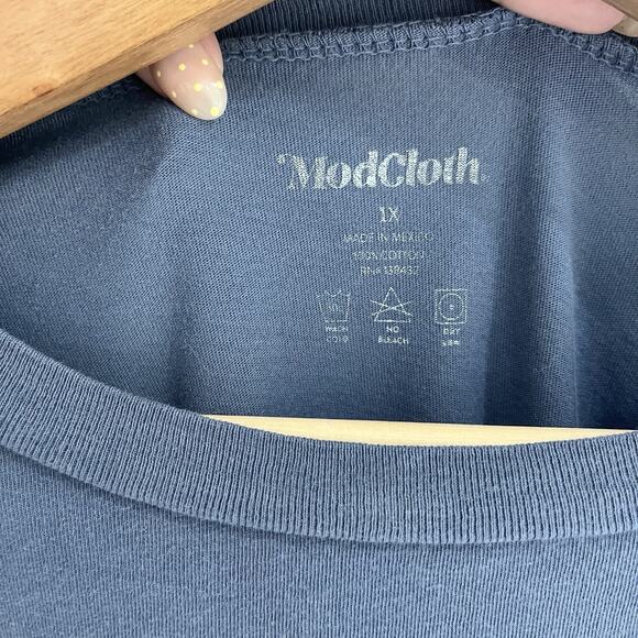 Modcloth Literacy Inspired Professional Bookworm T Shirt Blue Size 1X FF1820 - Picture 3 of 4